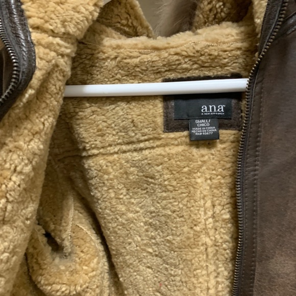 Leather jacket - Picture 2 of 5